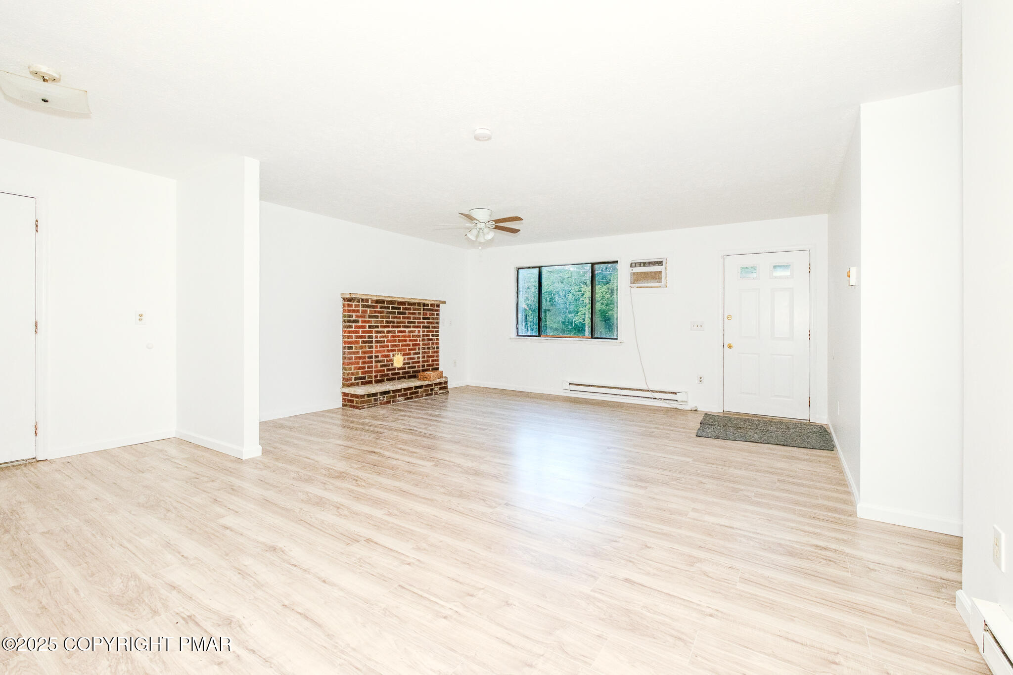 4165 Pine Ridge Drive East Bushkill, PA 18324 - Photo 15 of 31 311PastelArial-17