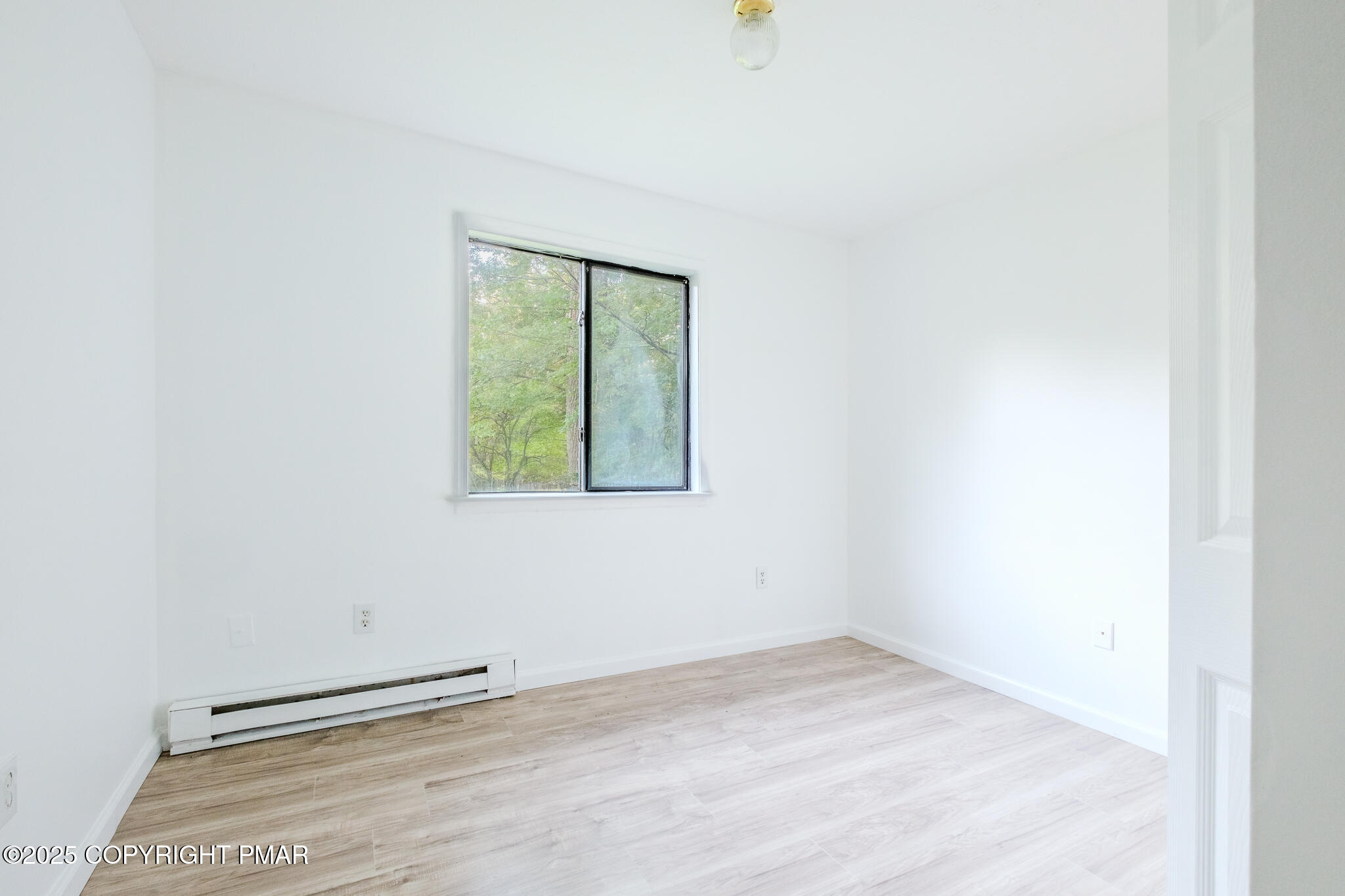 4165 Pine Ridge Drive East Bushkill, PA 18324 - Photo 20 of 31 311PastelArial-15