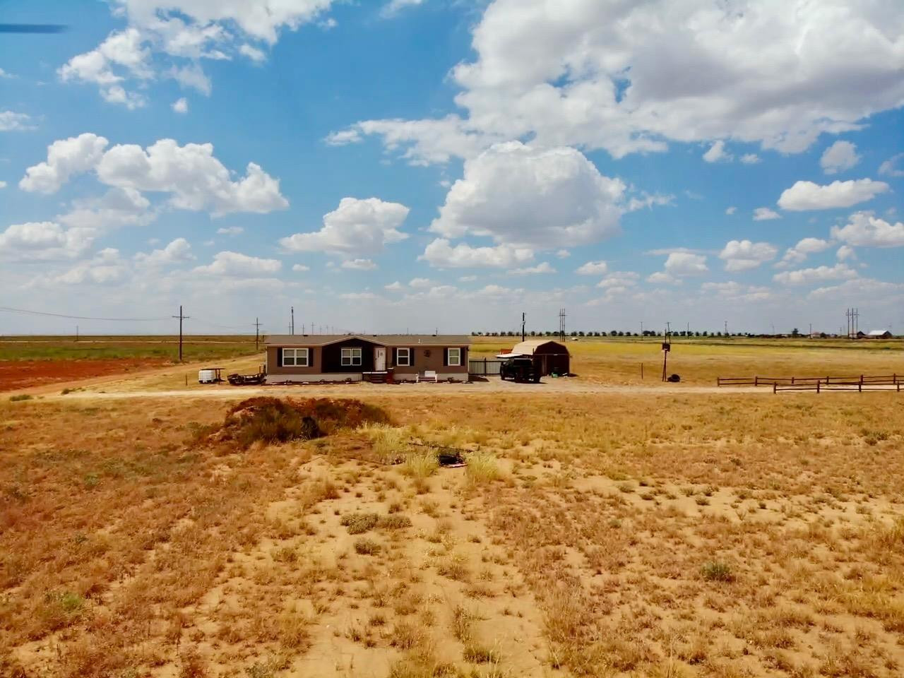 760 Highway 82 Ralls, TX 79357 - Photo 2 of 25 a view of an ocean