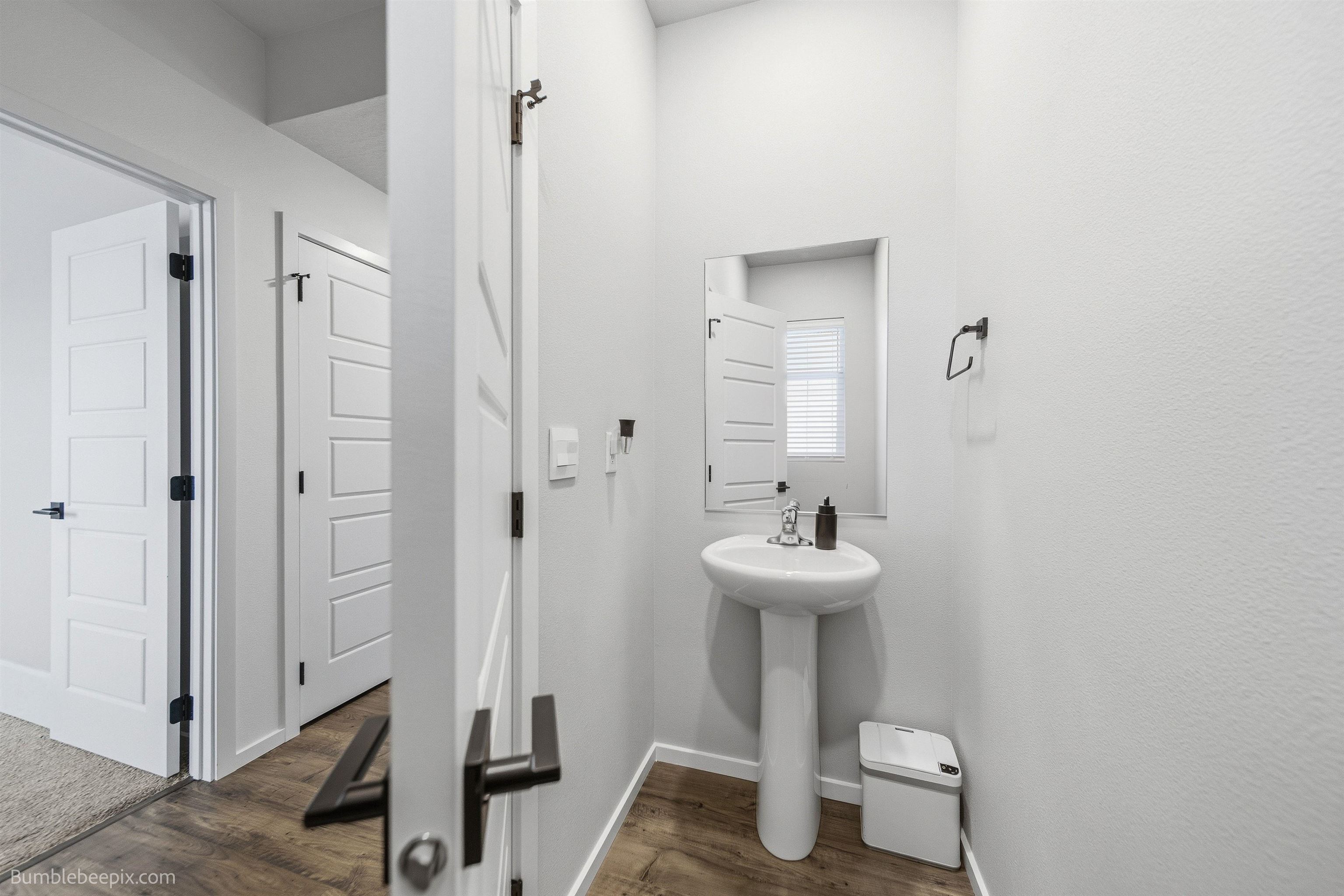 8005 South Avery Road Cheney, WA 99004 - Photo 11 of 27