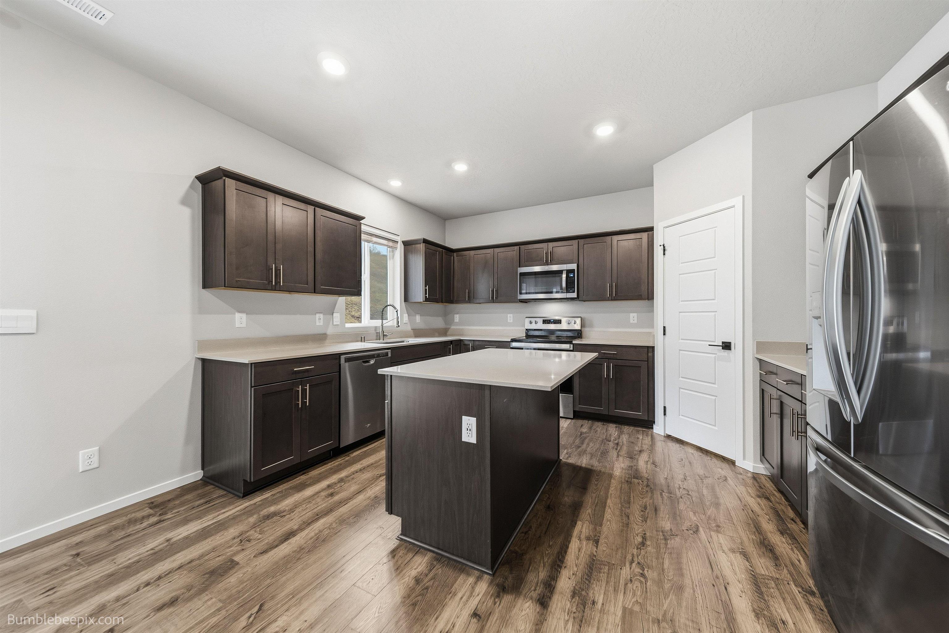 8005 South Avery Road Cheney, WA 99004 - Photo 6 of 27