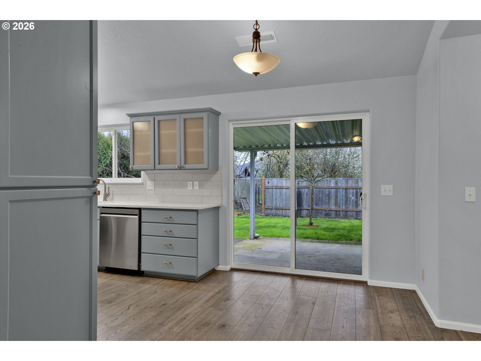 340 54th Street Springfield, OR 97478 - Photo 8 of 33