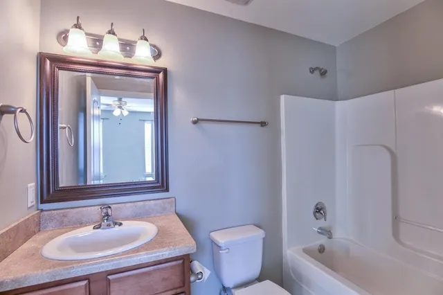 $650 | 1956 Corvallis Avenue, Unit 1956, Tallahassee, FL 32304