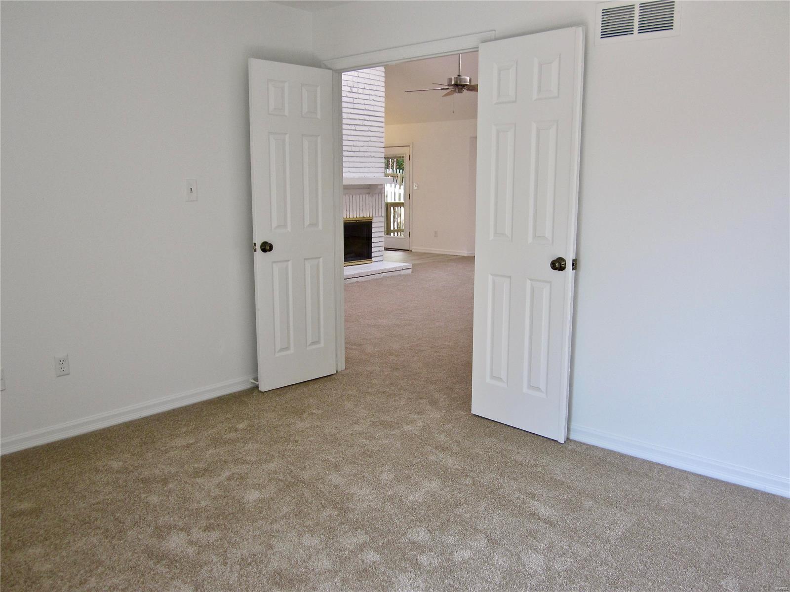 1619 Forestview Ridge Lane Ballwin, MO 63021 - Photo 17 of 41 Gallery Image 17