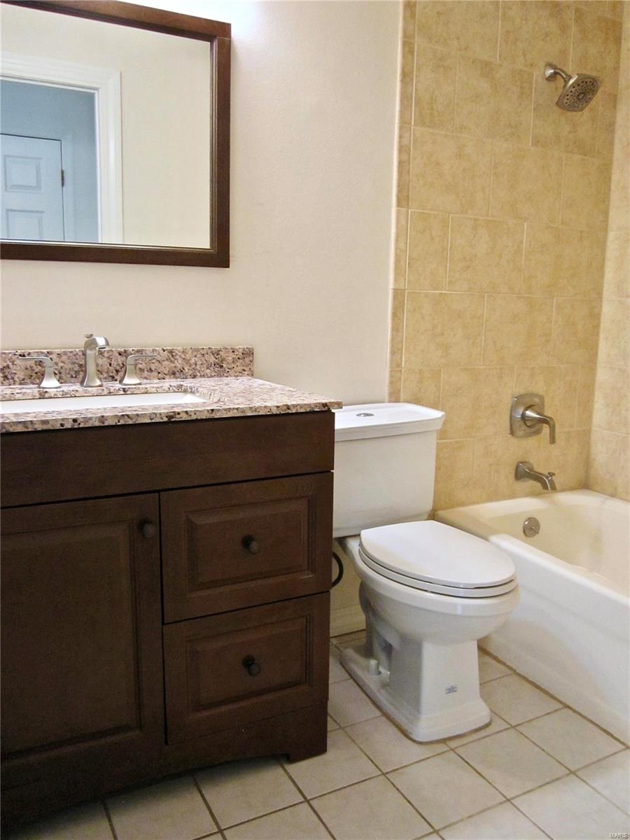 1619 Forestview Ridge Lane Ballwin, MO 63021 - Photo 20 of 41 Gallery Image 20