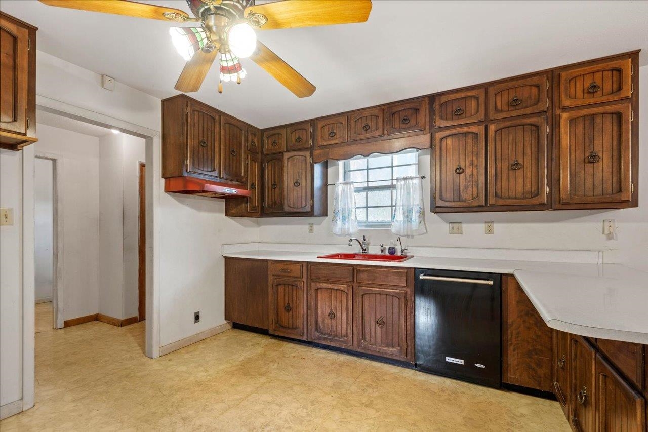 3200 Jim Lee Road Tallahassee, FL 32301 - Photo 34 of 36 Gallery Image 34