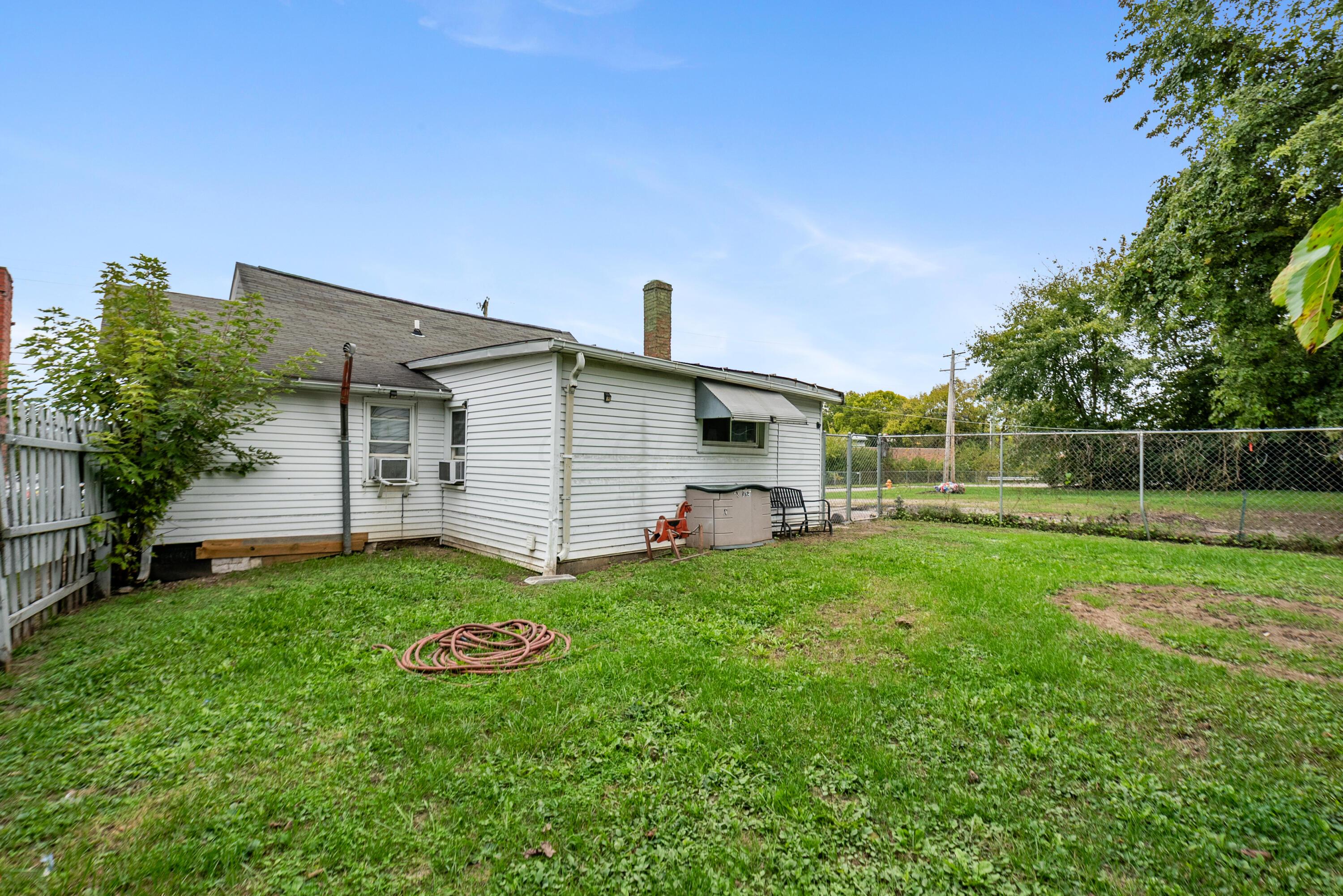 551 East Main Street Circleville, OH 43113 - Photo 23 of 30 Rear Yard