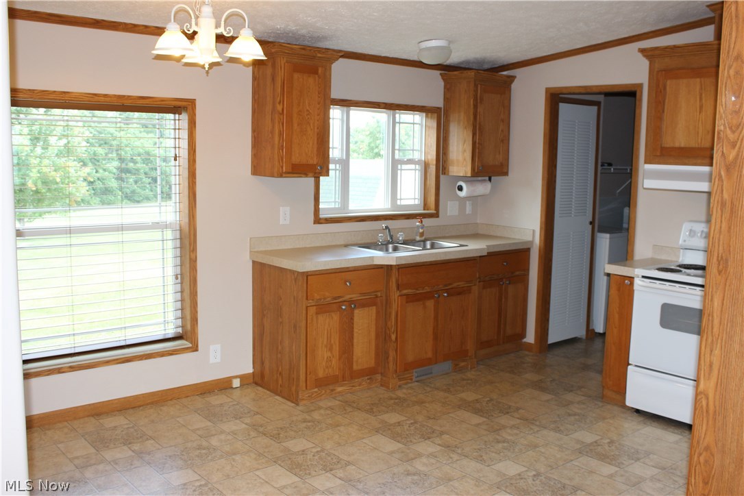 4105 Old Wheeling Road Zanesville, OH 43701 - Photo 5 of 18