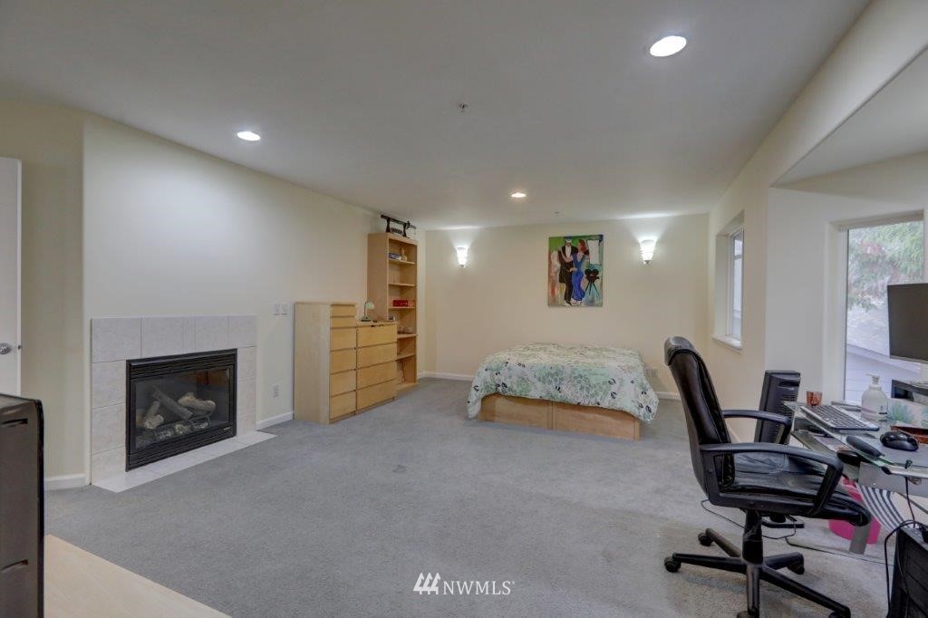 324 Powell Avenue Southwest Renton, WA 98057 - Photo 10 of 23