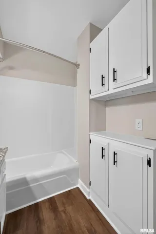 $125,000 | 1800 7th Street, Unit 8C, East Moline, IL 61244