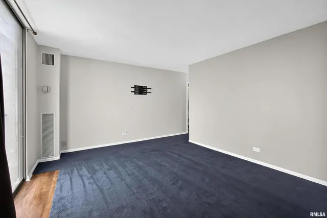 $125,000 | 1800 7th Street, Unit 8C, East Moline, IL 61244