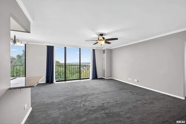 $125,000 | 1800 7th Street, Unit 8C, East Moline, IL 61244