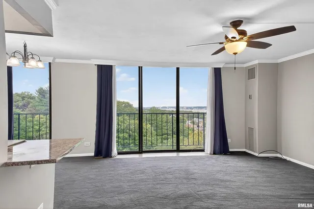 $125,000 | 1800 7th Street, Unit 8C, East Moline, IL 61244