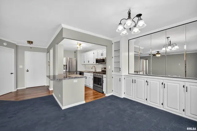 $125,000 | 1800 7th Street, Unit 8C, East Moline, IL 61244