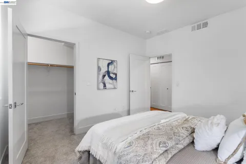 $949,000 | 5810 Midnight Place, Unit D, Dublin, CA 94568
