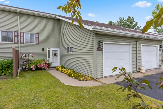 $215,900 | 2306 Hillcrest Drive, Brainerd, MN 56401