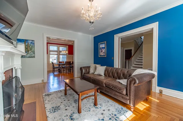 $425,000 | 1033 Waverly Place, Schenectady, NY 12308