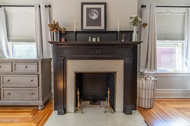 $425,000 | 1033 Waverly Place, Schenectady, NY 12308