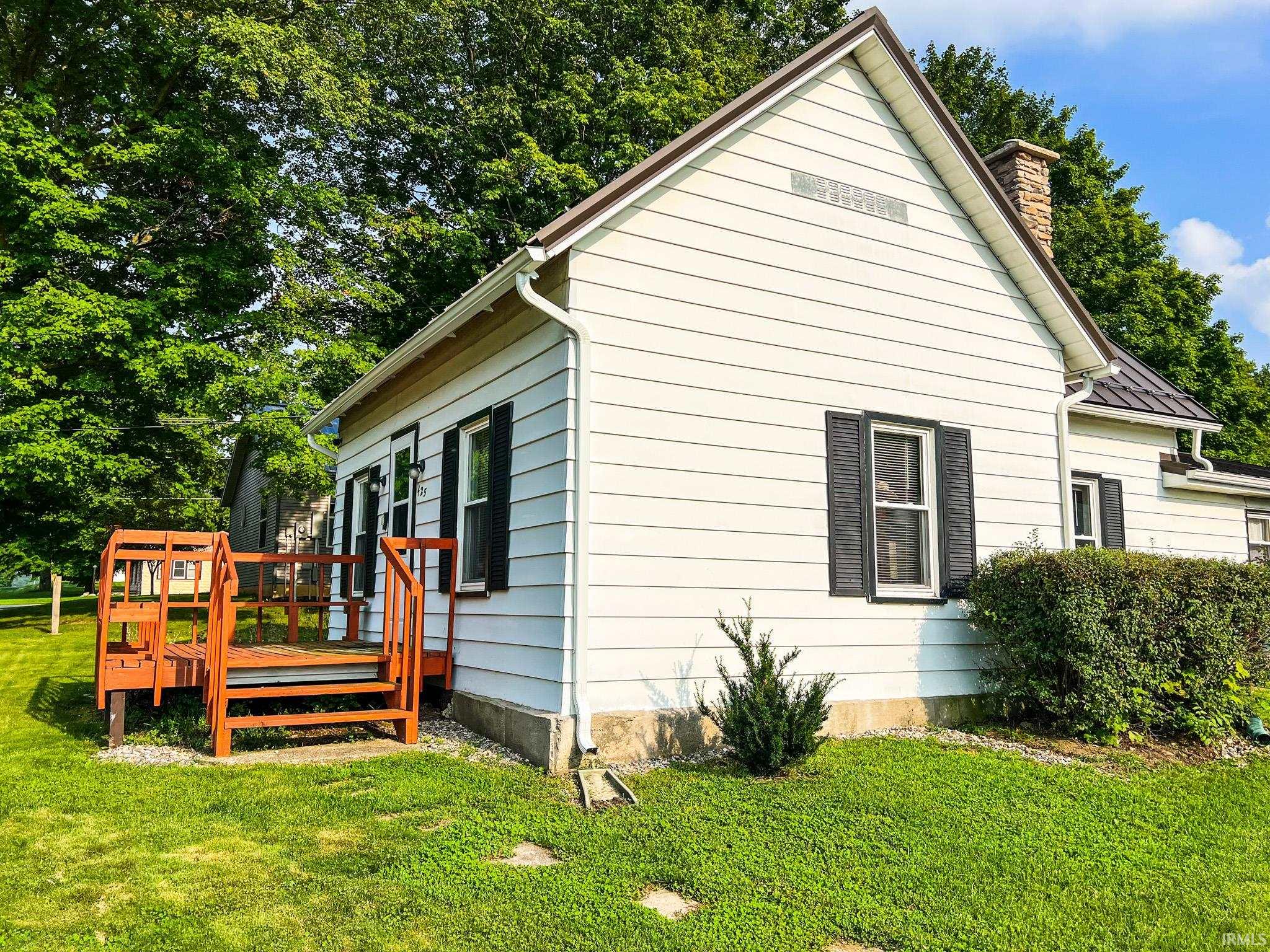 425 Front Street Rome City, IN 46784 - Photo 5 of 31