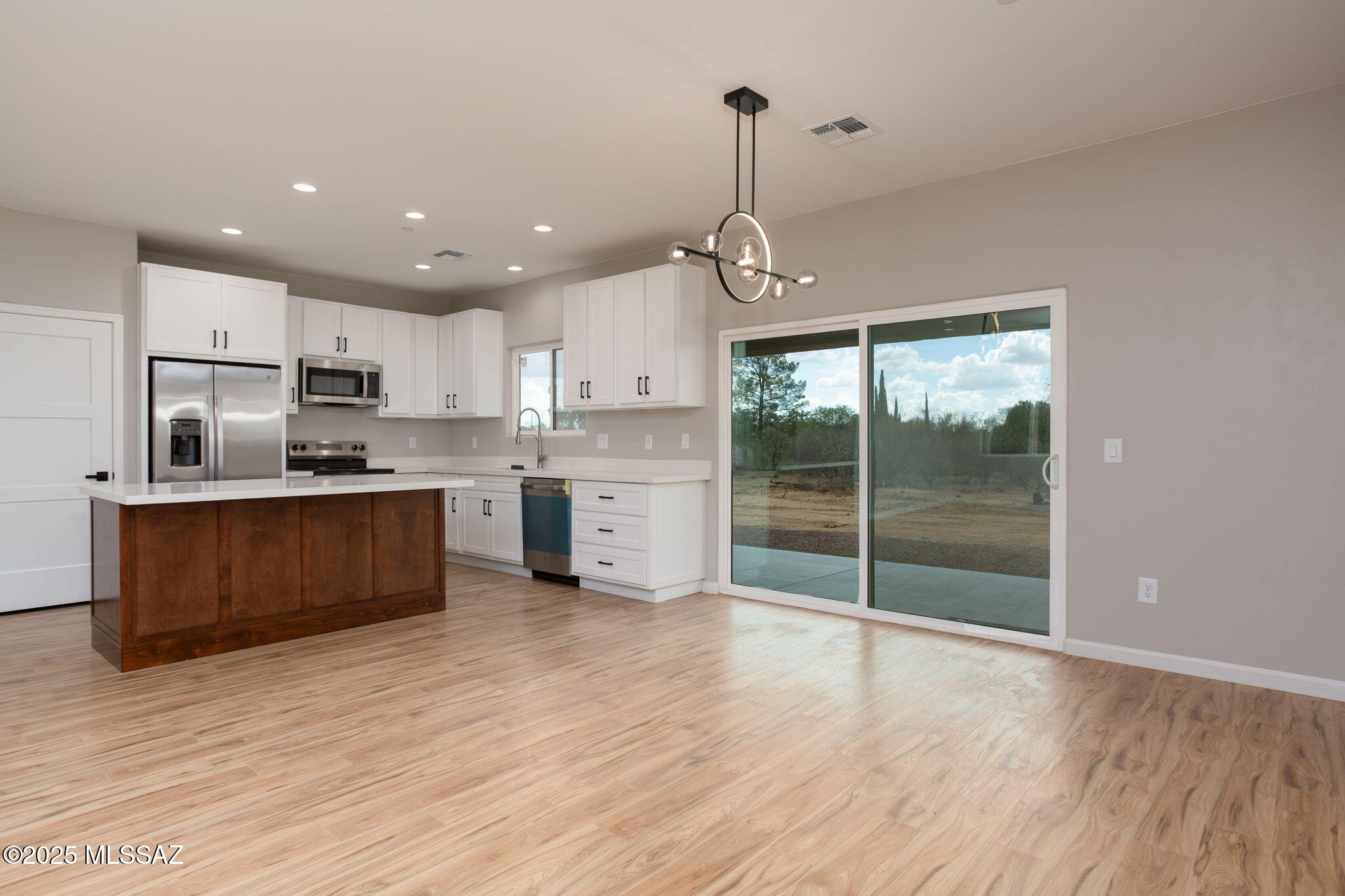 3635 East Rollins Road Tucson, AZ 85739 - Photo 12 of 35 Gallery Image 12
