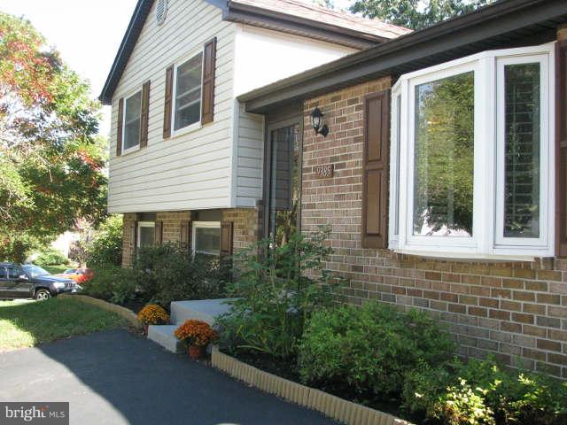 9385 Northgate Road Laurel, MD 20723 - Photo 3 of 29 Exterior (Front)