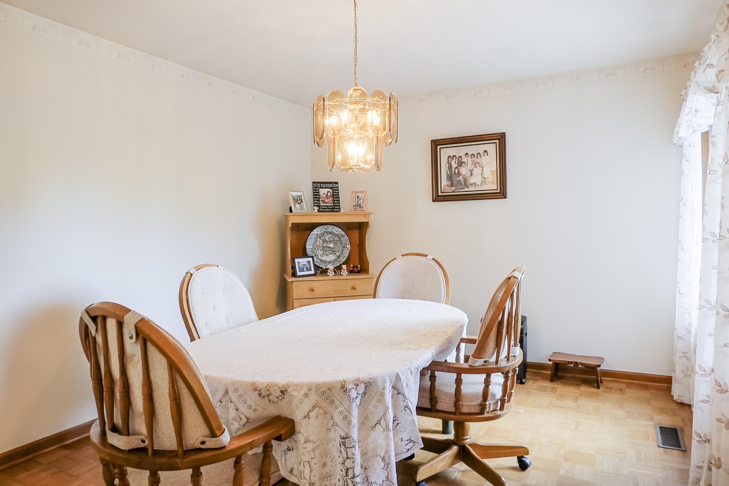 8735 Hanley Lane Crown Point, IN 46307 - Photo 11 of 29 3000x2000
