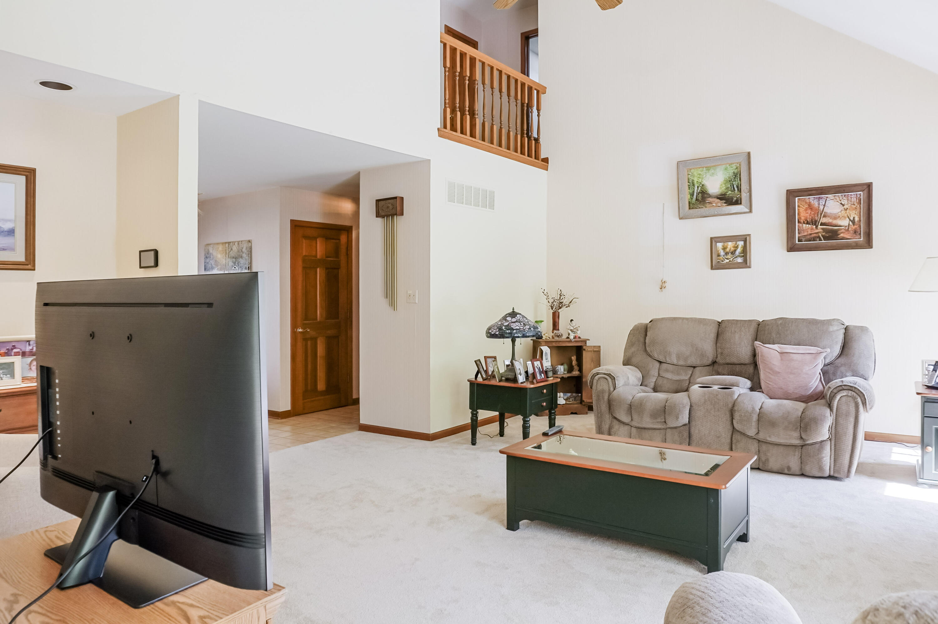 8735 Hanley Lane Crown Point, IN 46307 - Photo 5 of 29 3000x1998