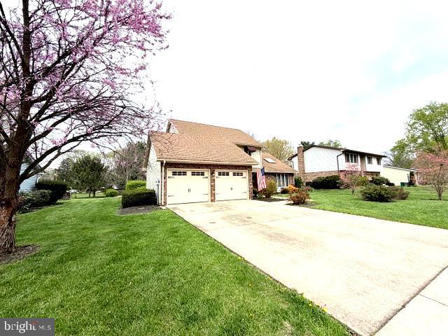 53 Edgelea Drive Chambersburg, PA 17201 - Photo 3 of 20