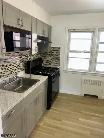 $2,200 | 31 Yale Avenue, Irvington, NJ 07111