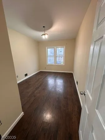 $2,200 | 31 Yale Avenue, Irvington, NJ 07111