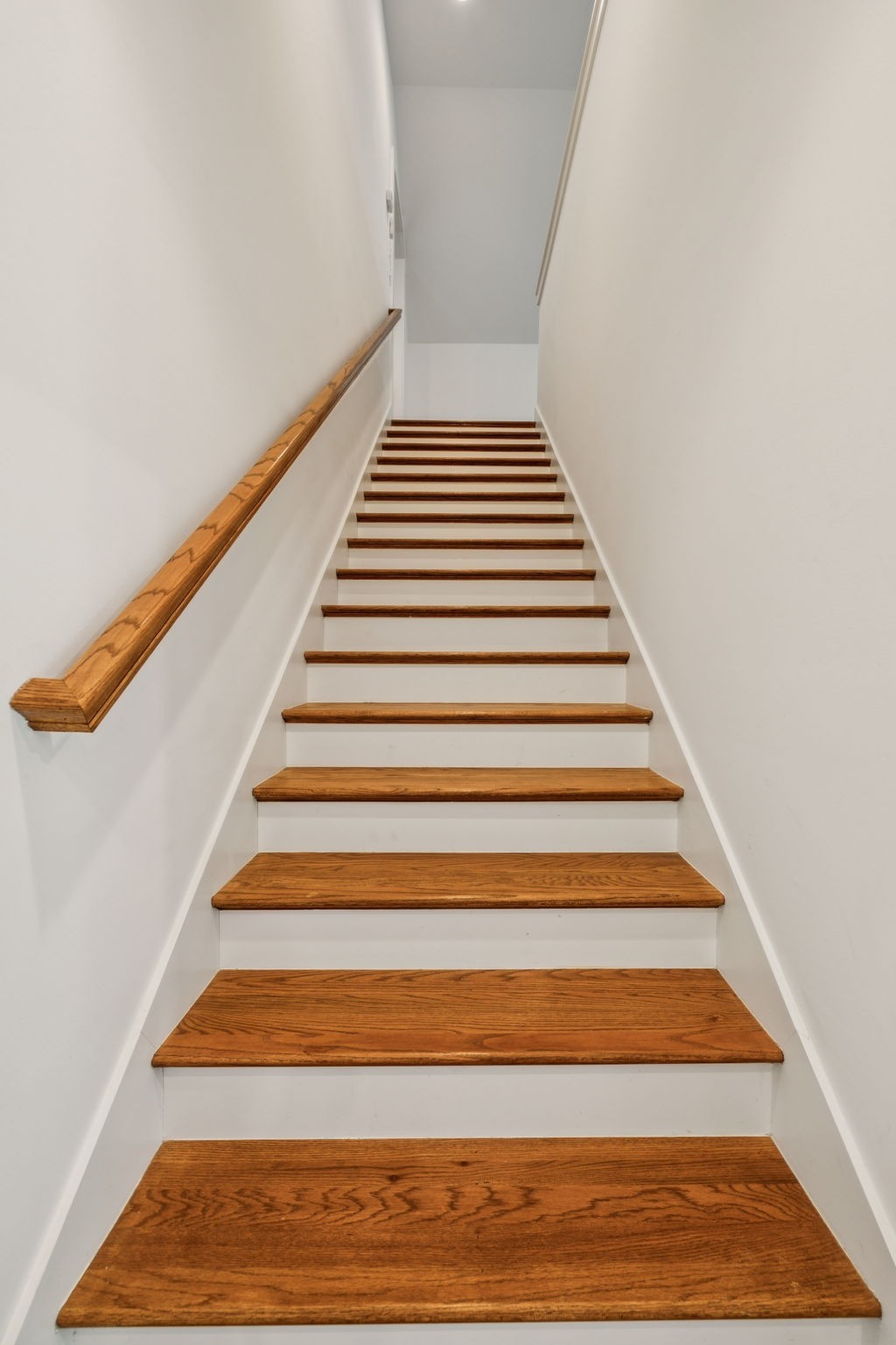 760 Johnson Hollow Road Watertown, TN 37184 - Photo 30 of 53 a view of entryway