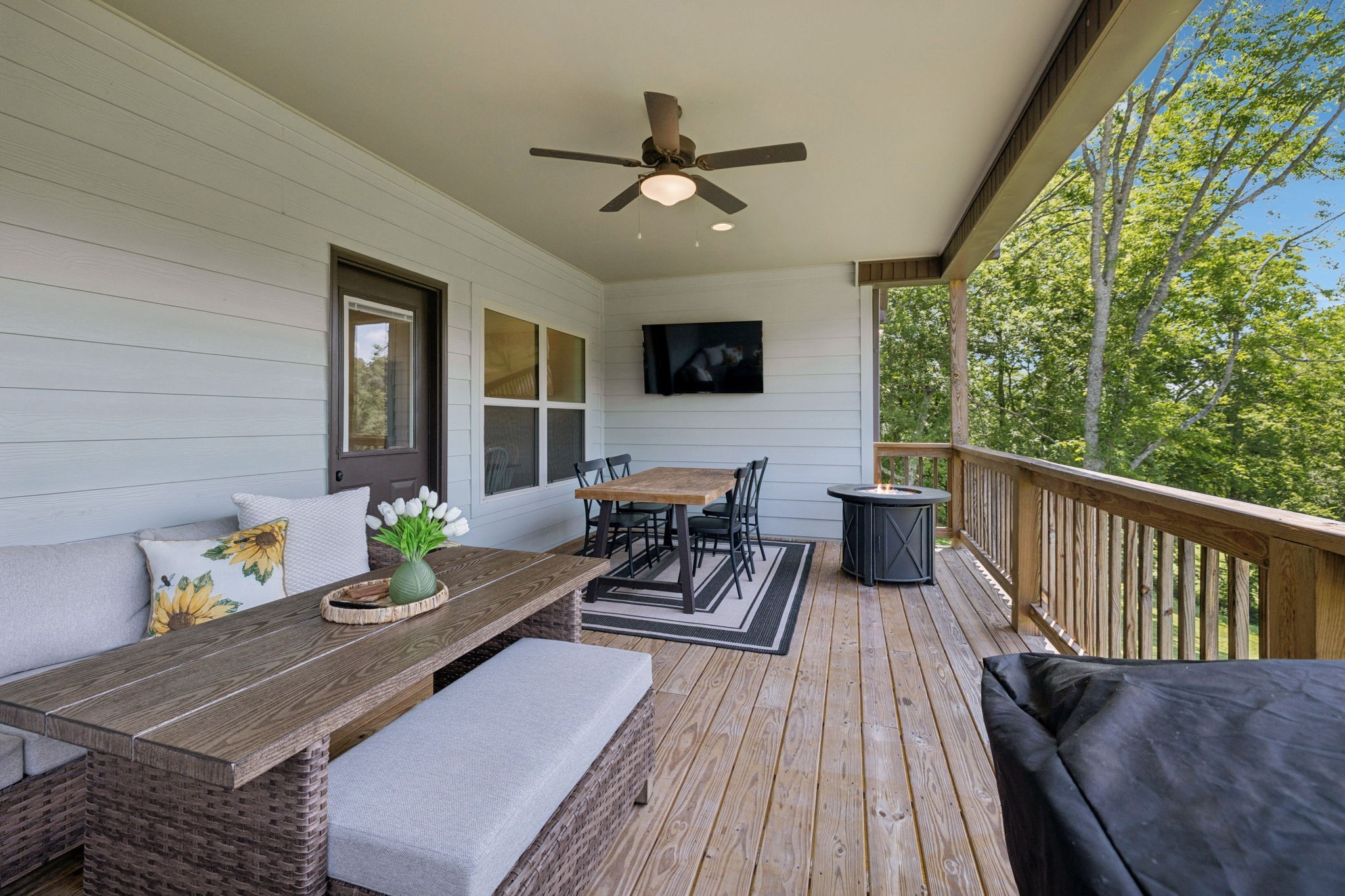 760 Johnson Hollow Road Watertown, TN 37184 - Photo 40 of 53 a outdoor space with furniture