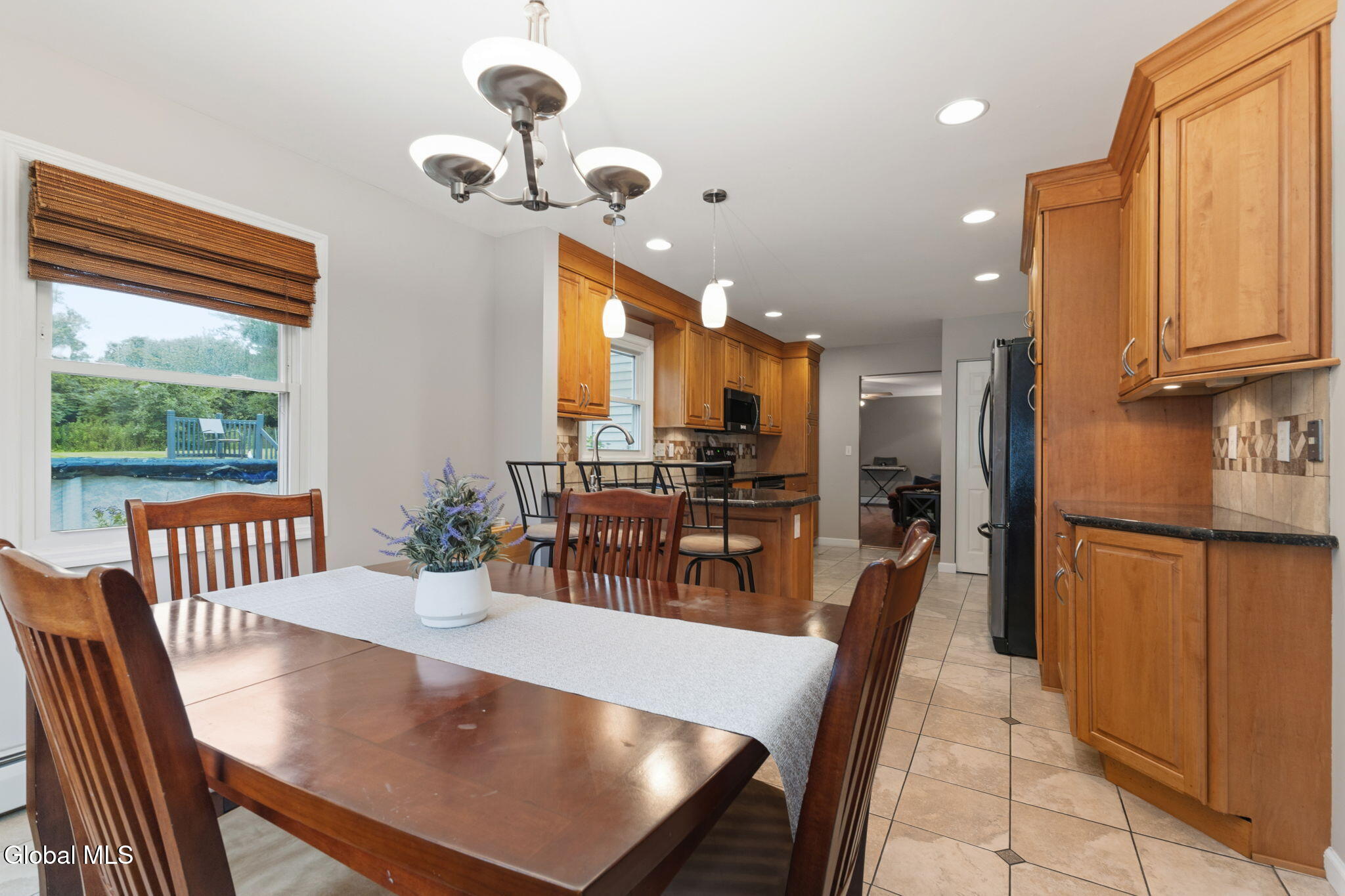 29 Meadowbrook Road Colonie, NY 12189 - Photo 10 of 46 12-29MeadowbrookRd_12