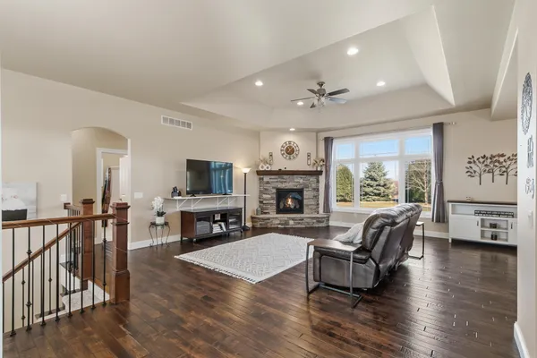 $949,900 | 3122 Saddle Brooke Trail, Sun Prairie, WI 53590