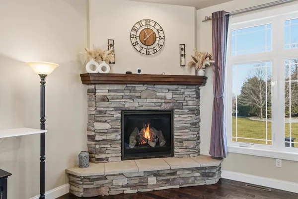 $949,900 | 3122 Saddle Brooke Trail, Sun Prairie, WI 53590