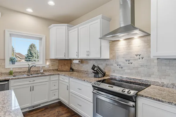 $949,900 | 3122 Saddle Brooke Trail, Sun Prairie, WI 53590