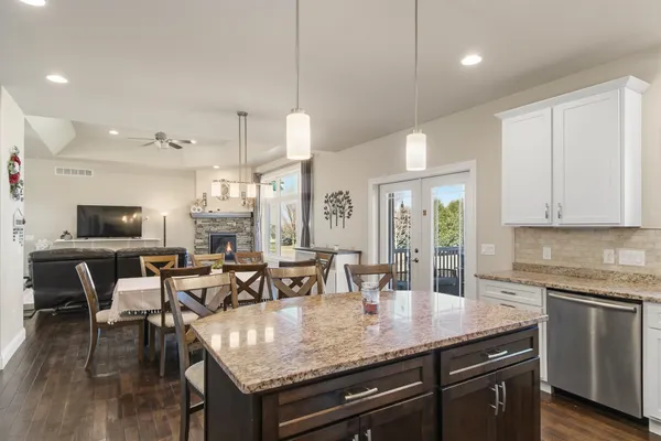 $949,900 | 3122 Saddle Brooke Trail, Sun Prairie, WI 53590