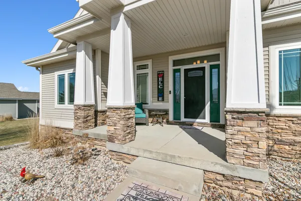 $949,900 | 3122 Saddle Brooke Trail, Sun Prairie, WI 53590