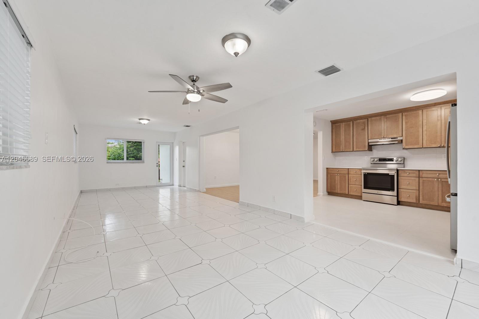 7982 Southwest 89th Street, Unit 7982 Miami, FL 33156 - Photo 16 of 55