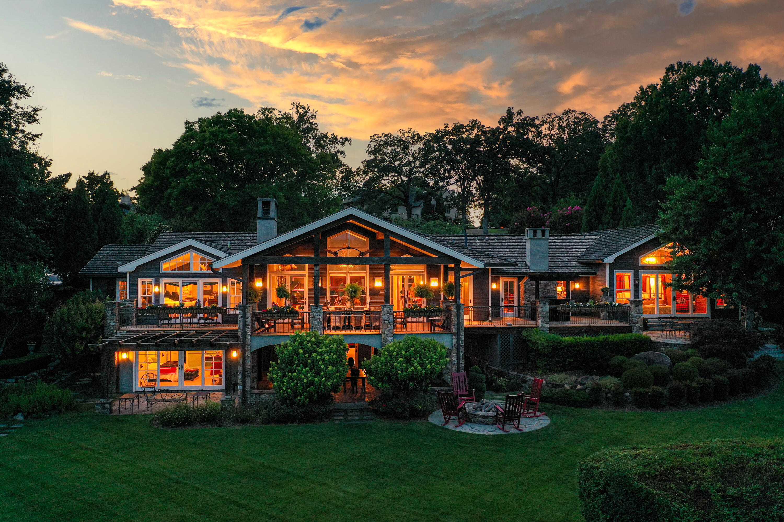 1508 Riverview Oaks Road Chattanooga, TN 37405 - Photo 27 of 88 1508 Riverview Oaks twilight-5