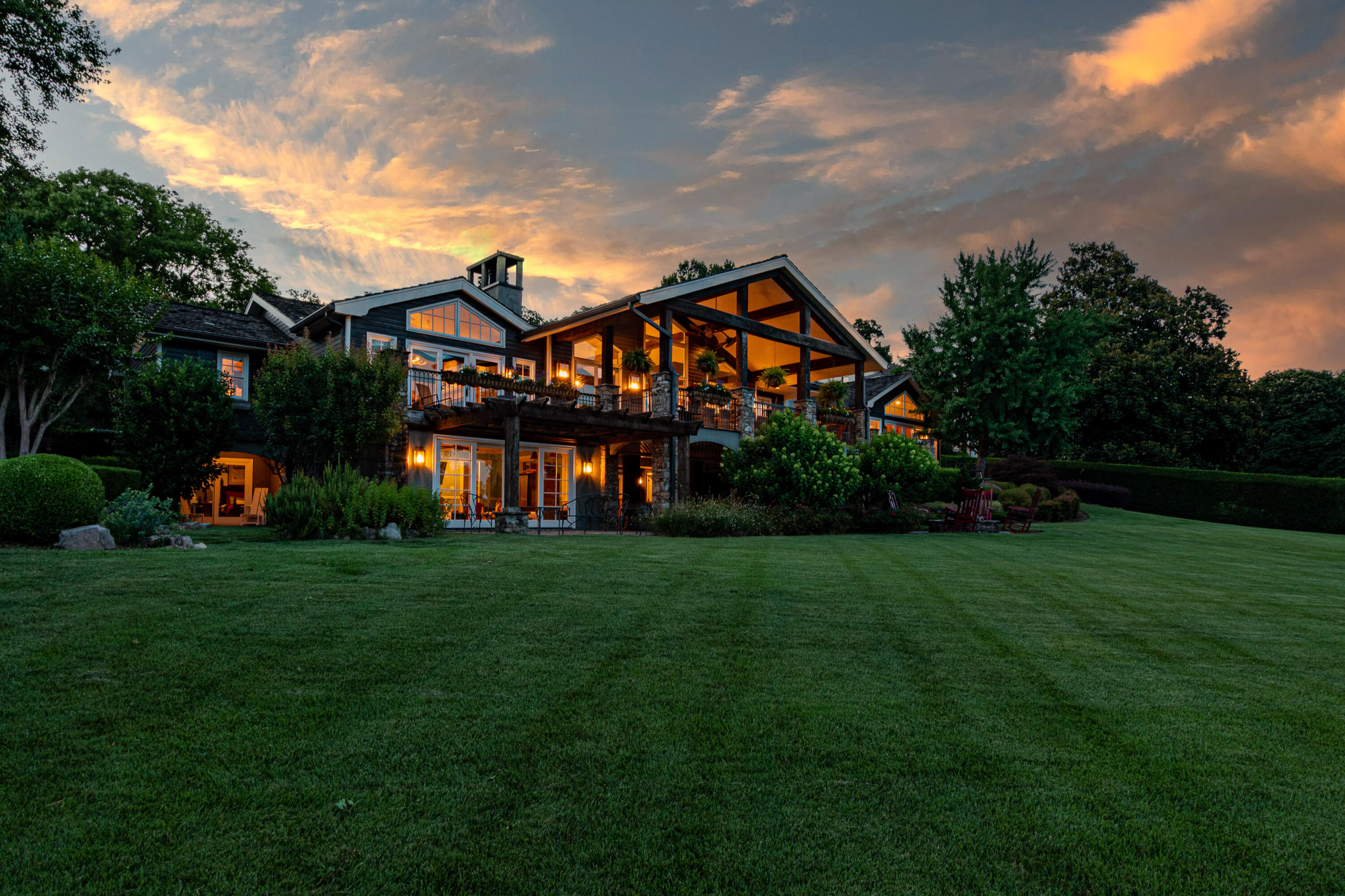 1508 Riverview Oaks Road Chattanooga, TN 37405 - Photo 28 of 88 1508 Riverview Oaks twilight-3
