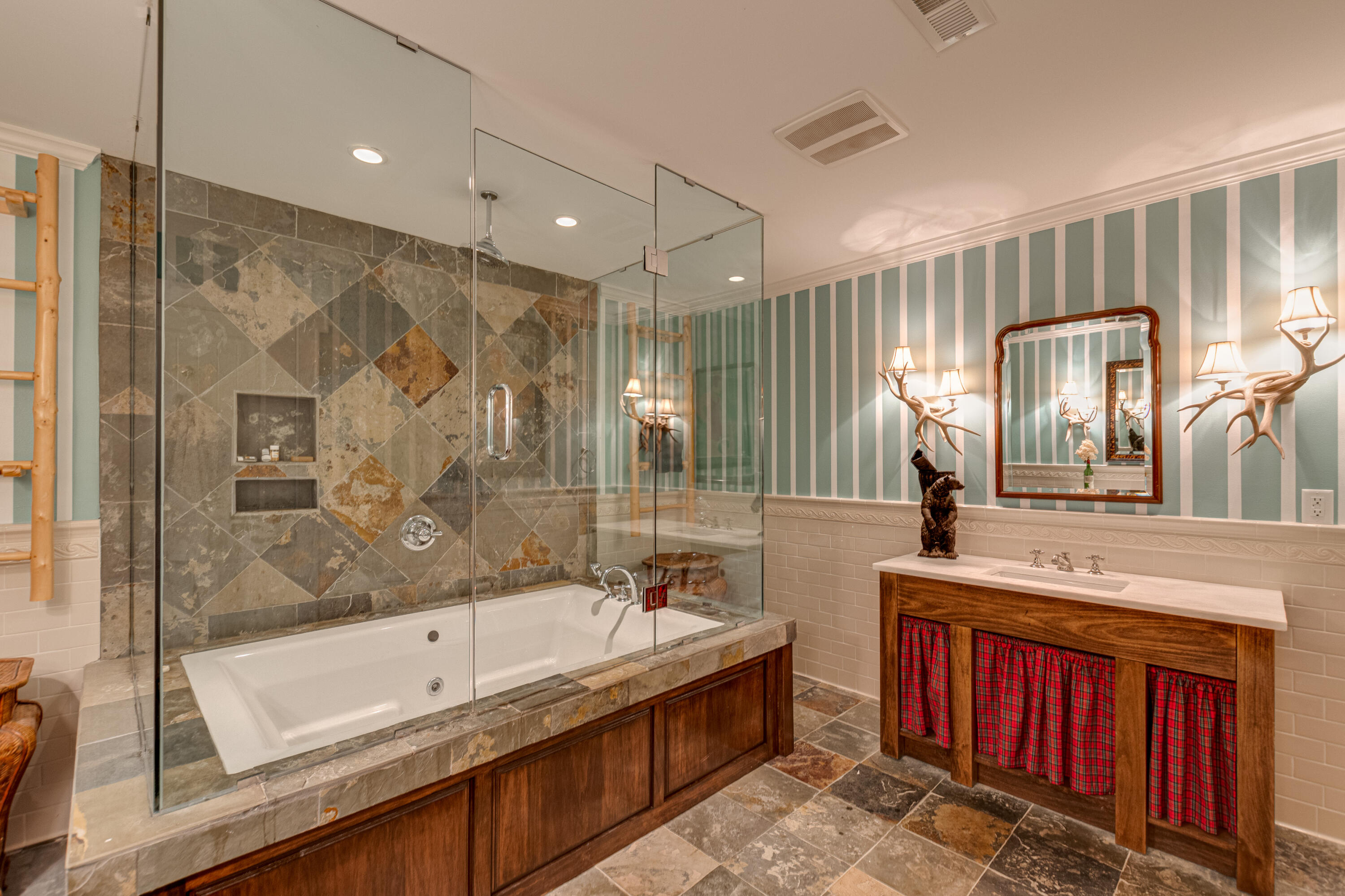 1508 Riverview Oaks Road Chattanooga, TN 37405 - Photo 81 of 88 1508 Riverview Oaks-59