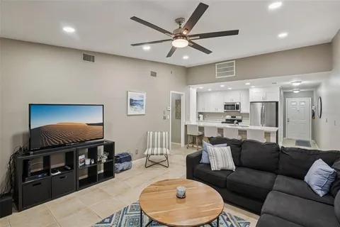 $249,900 | 39650 US Highway 19 North, Unit 135, Tarpon Springs, FL 34689
