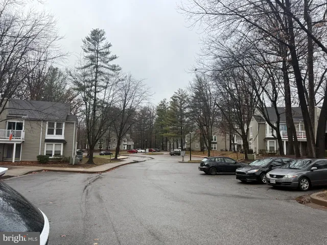 $1,850 | 5930 Watch Chain Way, Unit 806, Columbia, MD 21044