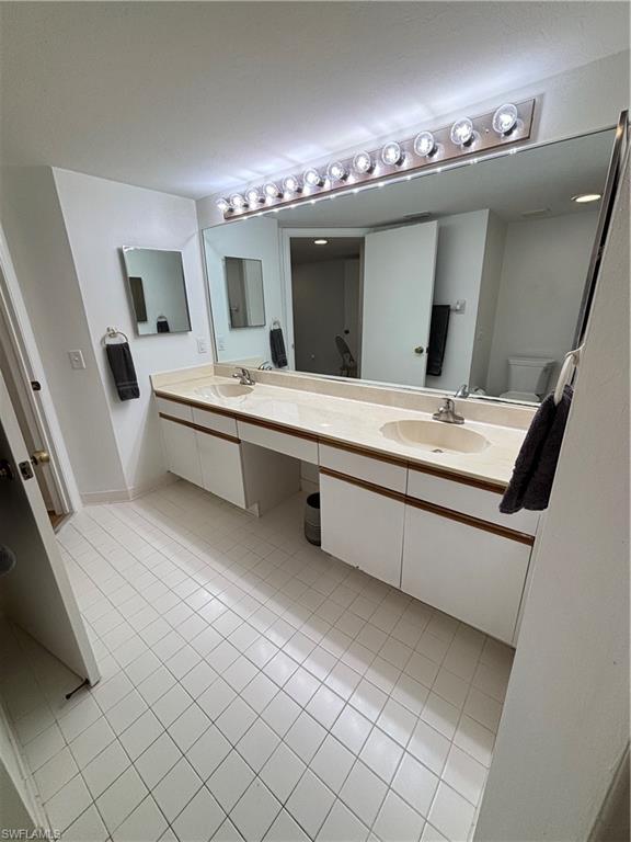 2103 Tama Circle, Unit 101 Naples, FL 34112 - Photo 15 of 37