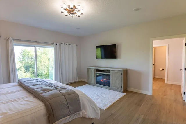 $699,900 | 10660 Northwest Waters Edge Drive, Walker, MN 56484