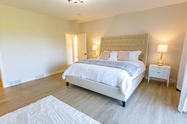 $699,900 | 10660 Northwest Waters Edge Drive, Walker, MN 56484