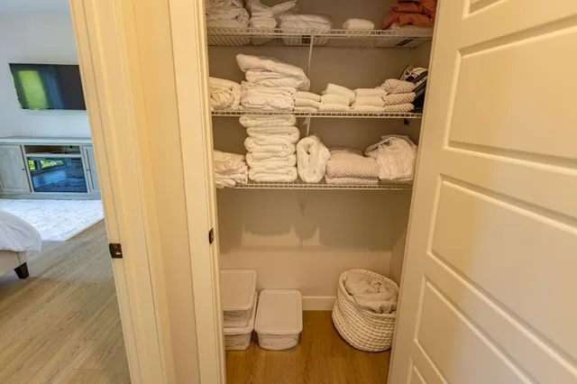 $699,900 | 10660 Northwest Waters Edge Drive, Walker, MN 56484