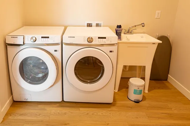 $699,900 | 10660 Northwest Waters Edge Drive, Walker, MN 56484