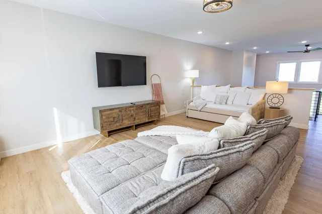 $699,900 | 10660 Northwest Waters Edge Drive, Walker, MN 56484